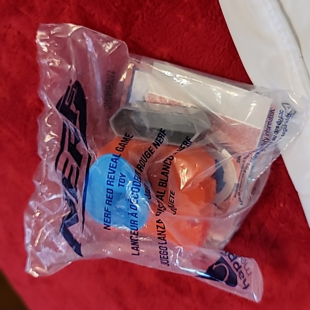 Nerf Red Reveal Game Mcdonalds NiB